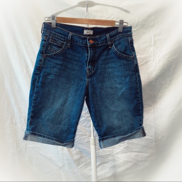 Levi's Pants - LEVIS jean shorts size 6